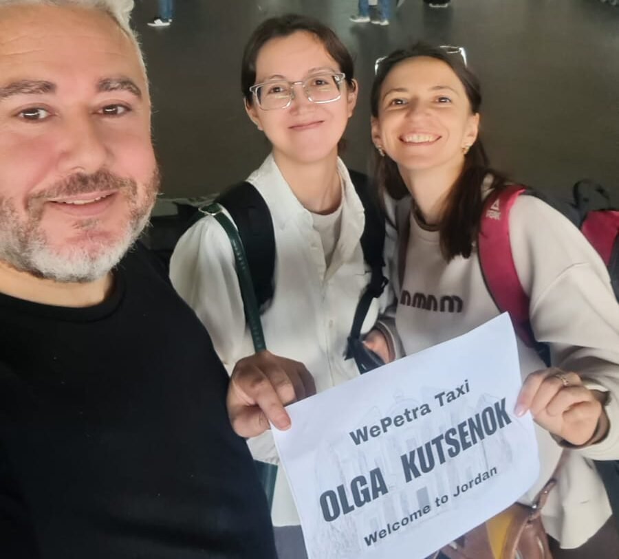 Amman Airport to Petra Taxi